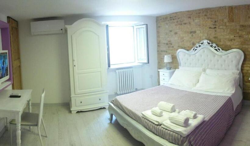 Номер Стандарт Трехместный, B&b La Lanterna