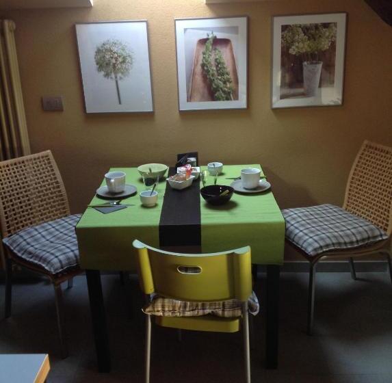 جناح, Bernina Express Rooms