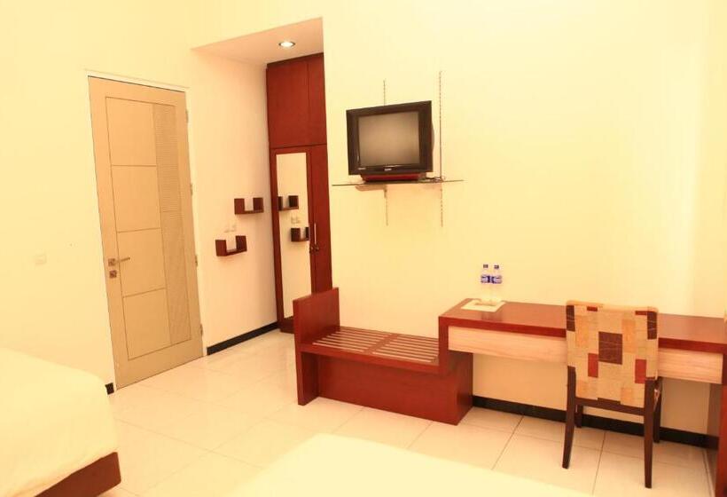 Superior Oda, Arya Graha Semarang