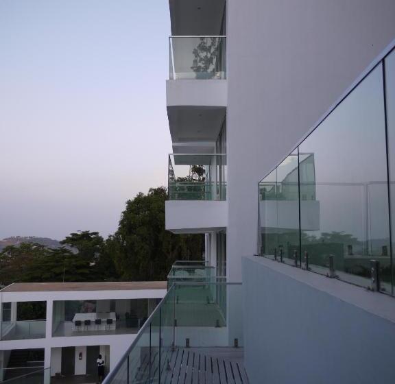 شقة غرفة نوم واحدة مزودة بشُرفة, The Seventeen Apartment