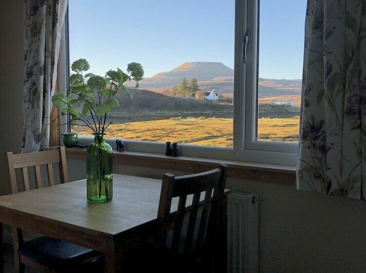 חדר בסיסי מיטה זוגית, Minnies Rooms