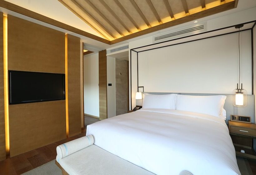 Люкс Superior, The Sifang Hotel Nanjing, Autograph Collection