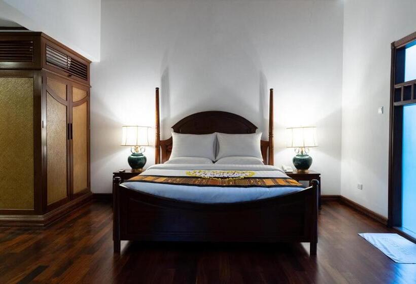 Президентский Люкс, Le Grand Pakbeng