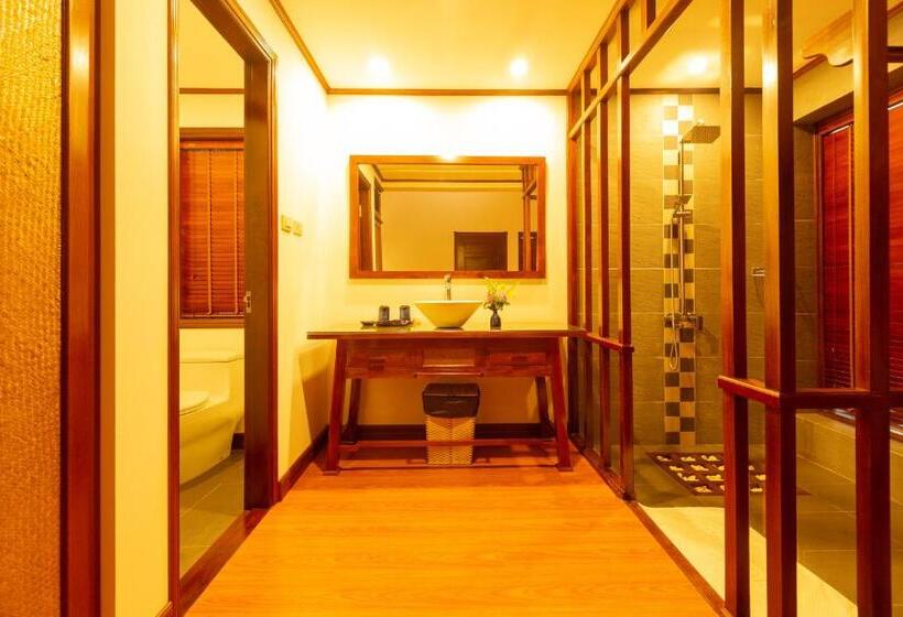 스탠다드 방갈로, Le Grand Pakbeng