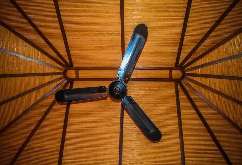 Семейный Номер, Le Grand Pakbeng