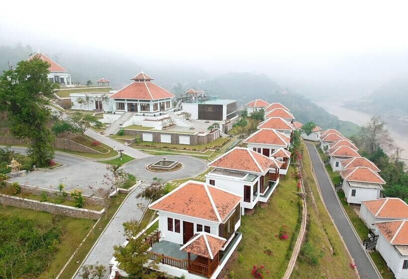 Семейный Номер, Le Grand Pakbeng