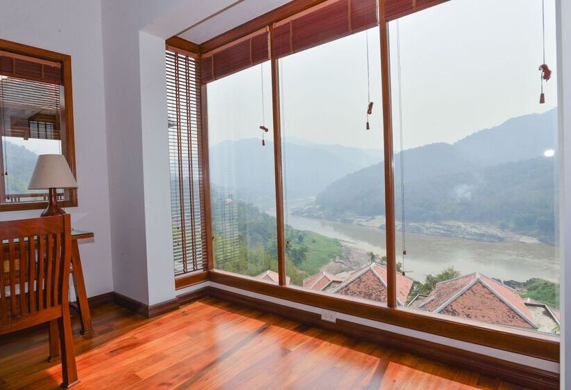 패밀리 룸, Le Grand Pakbeng