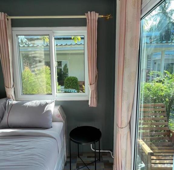 Quarto superior, Smile Resort Koh Mook