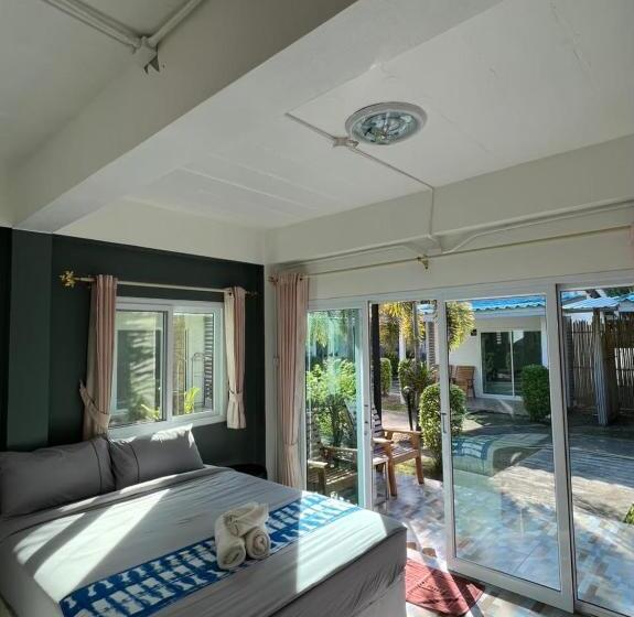 Quarto superior, Smile Resort Koh Mook