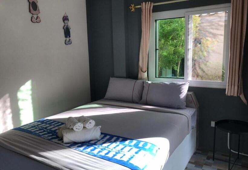 Quarto superior, Smile Resort Koh Mook