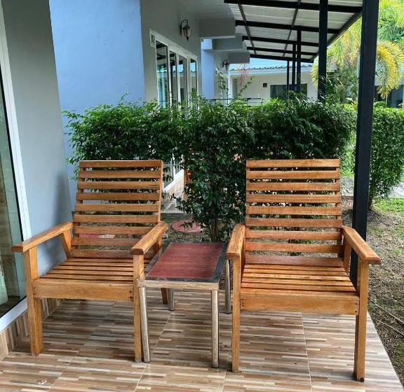 Quarto superior, Smile Resort Koh Mook