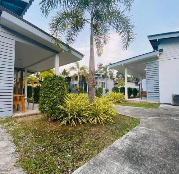 Quarto superior, Smile Resort Koh Mook