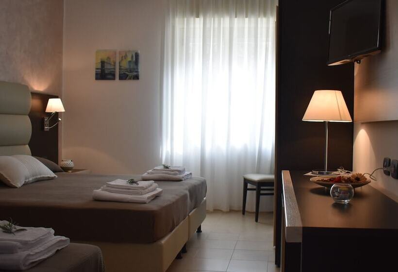 חדר סטנדרט לשלושה, Miramare Scilla Gyh Luxury