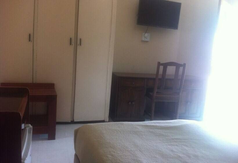 اتاق استاندارد, Palapye Guest House