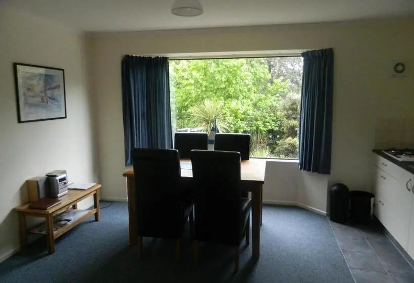 Huoneisto 1 Makuuhuone Parveke, Antares Homestay
