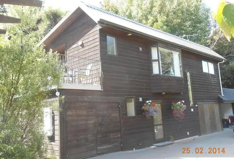 Huoneisto 1 Makuuhuone Parveke, Antares Homestay