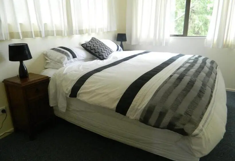 Huoneisto 1 Makuuhuone Parveke, Antares Homestay
