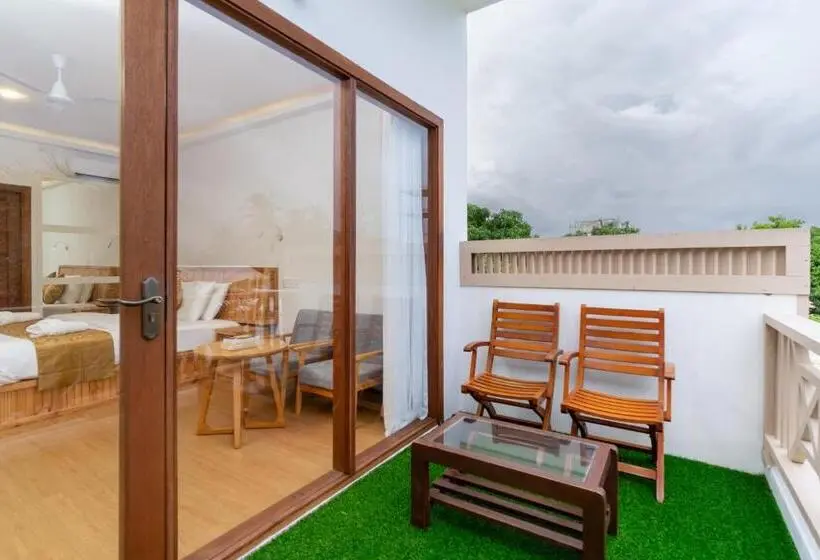 Suite mit Balkon, Ostrov Beach
