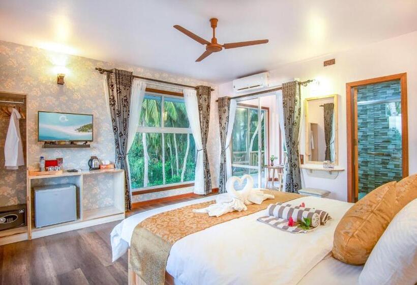 اتاق استاندارد با تخت بزرگ, Ostrov Beach