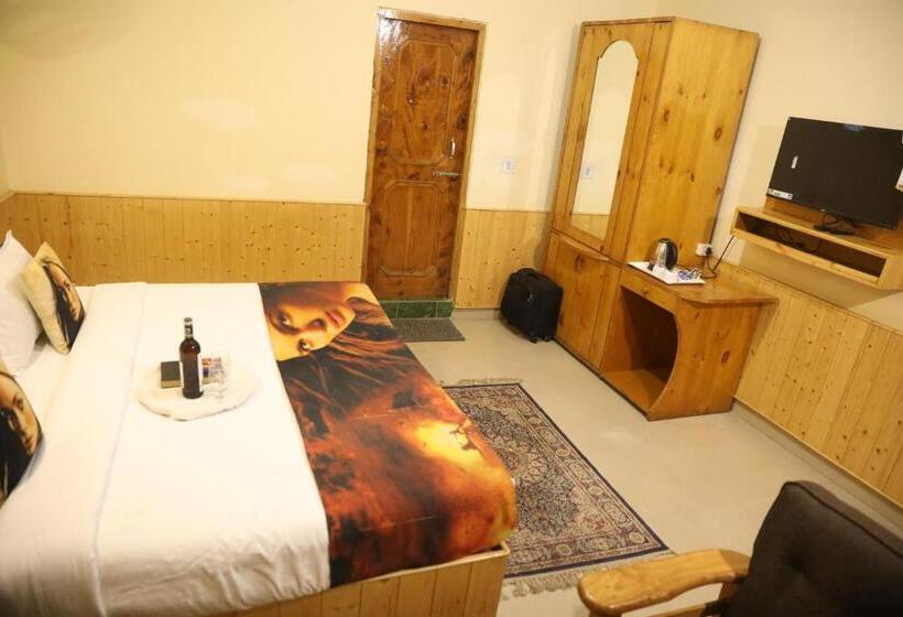 اتاق استاندارد با تخت بزرگ, Purnima Guest House, Old Kasol