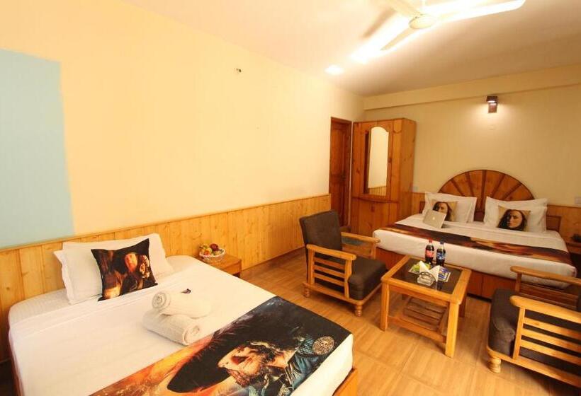 수피리어 트리플 룸, Purnima Guest House, Old Kasol