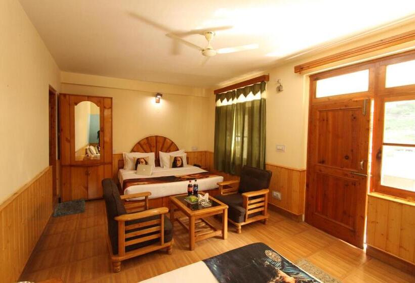 اتاق سوپریور سه تخته, Purnima Guest House, Old Kasol