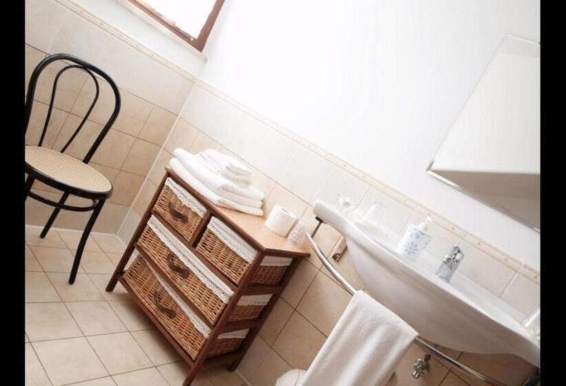 Четырехместный Номер Стандарт, L Incontro B&b Santeramo