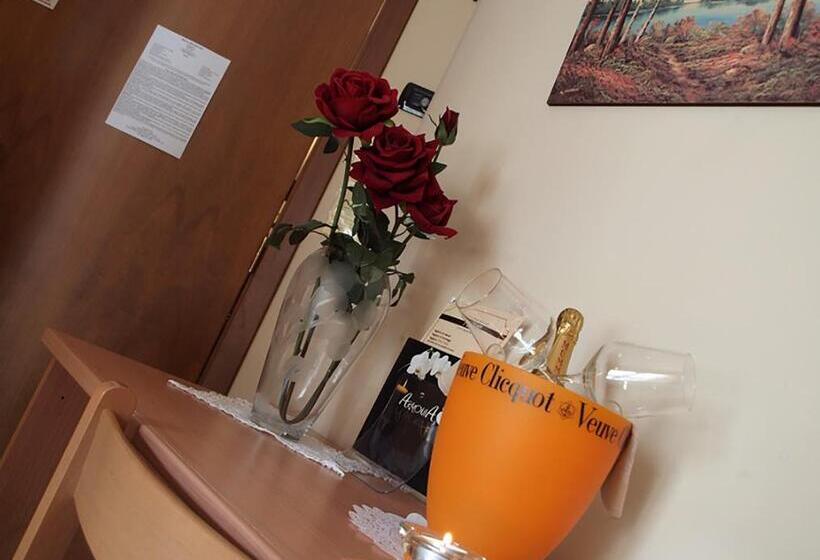 חדר סטנדרט עם מרפסת, L Incontro B&b Santeramo