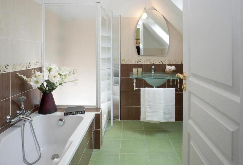 标准间带阳台, L Escale Evel Er Gêr