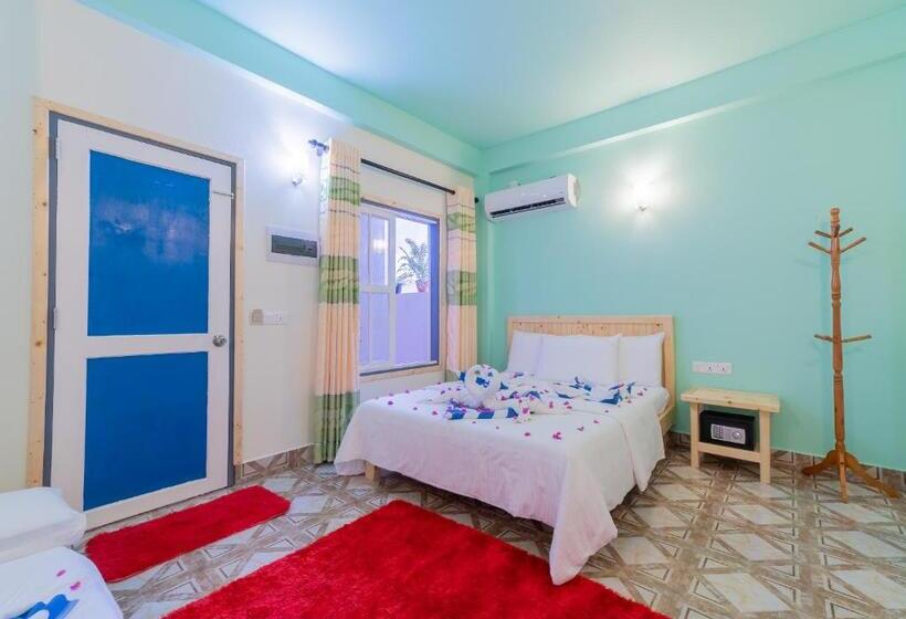 اتاق خانوادگی, Olhumathi View Inn