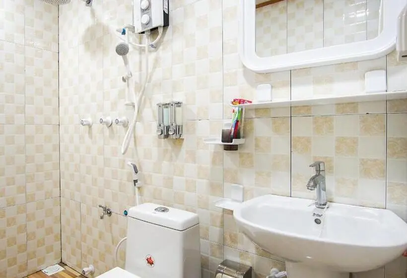 اتاق لوکس, Olhumathi View Inn