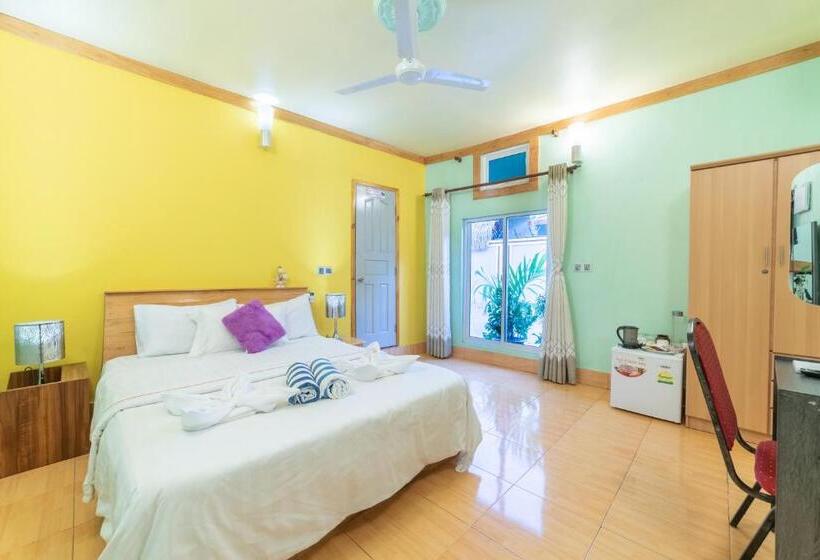 اتاق لوکس, Olhumathi View Inn