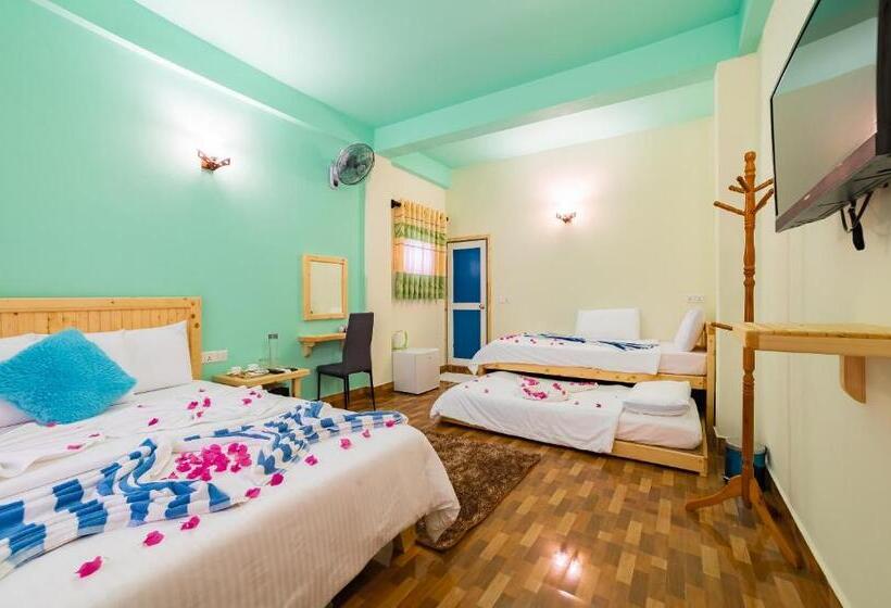 اتاق استاندارد با تخت دو نفره بزرگ, Olhumathi View Inn