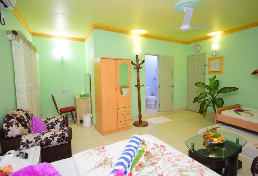 اتاق خانوادگی, Olhumathi View Inn