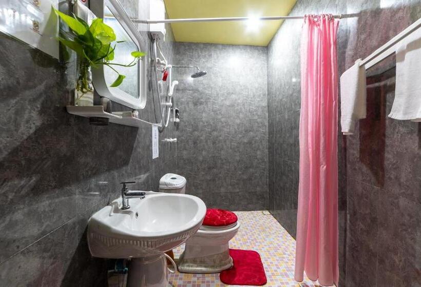 اتاق لوکس, Olhumathi View Inn