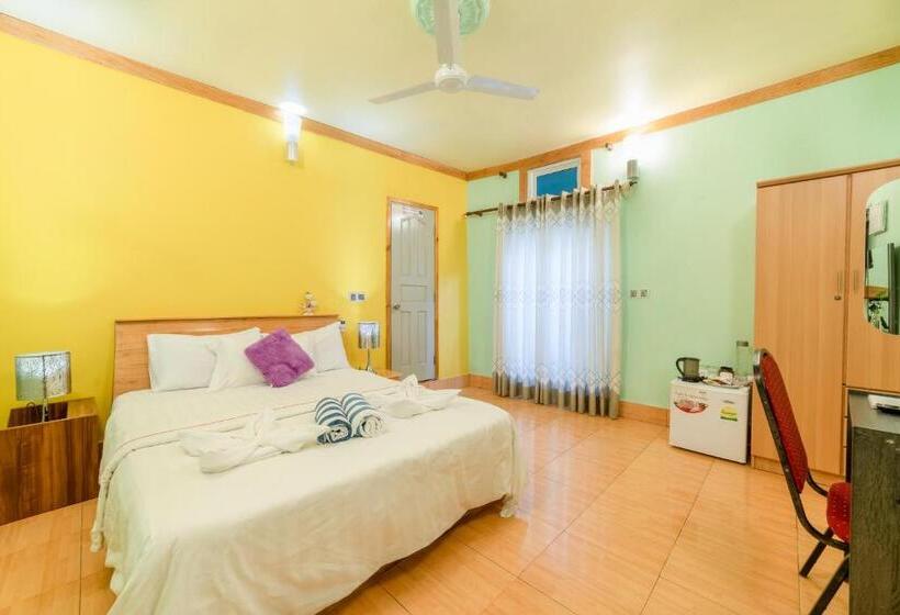 اتاق لوکس, Olhumathi View Inn