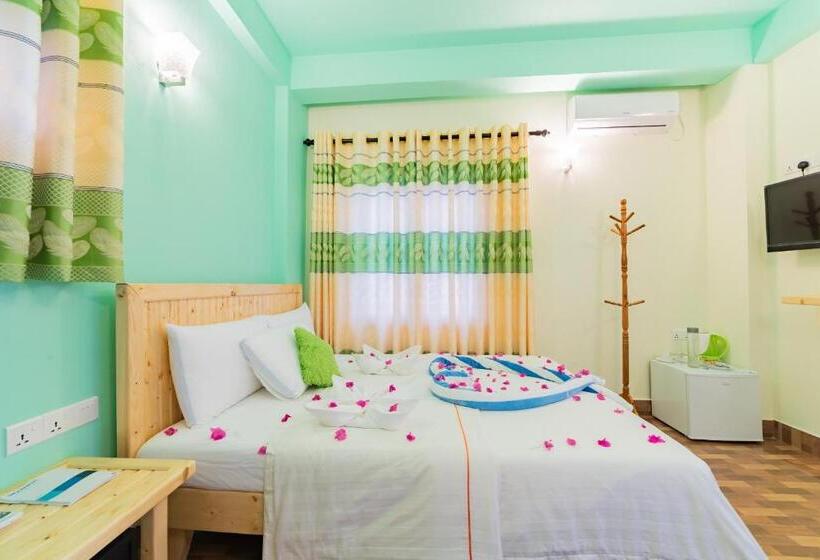 اتاق سوپریور با تخت دو نفره بزرگ, Olhumathi View Inn