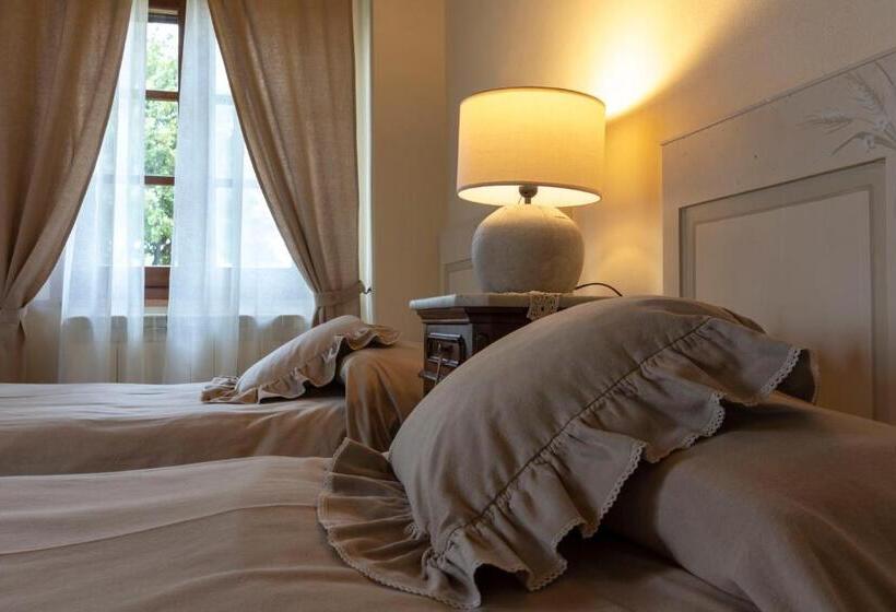 Апартаменты 3 Спальни, Podere Sant'antonio