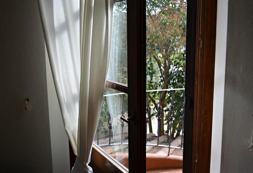 דירת שלושה חדרים, Podere Sant'antonio