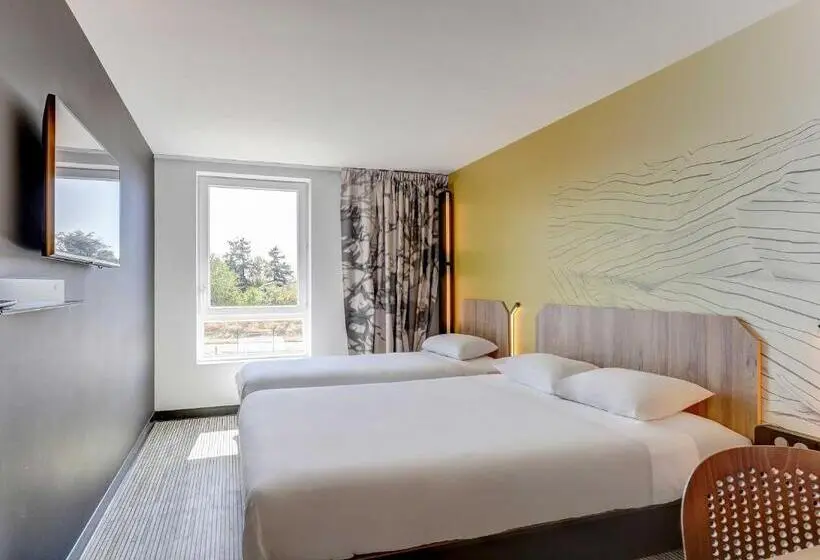 Standard Kolmen Hengen Huone, B&b Hotel Moulins Avermes