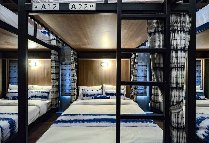 ルームシェアのワンベッド, The Chic Lipe