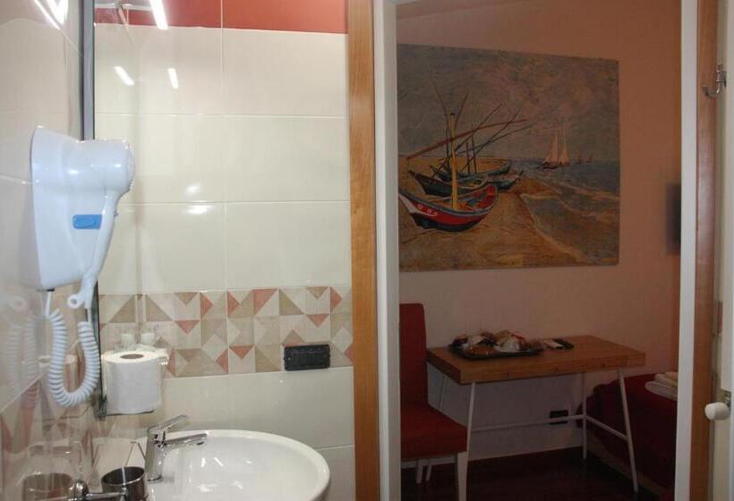 اتاق سوپریور سه تخته, B&b Hospital