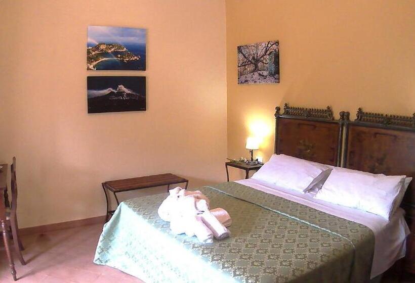 家庭间, Feudo Magazzeni Etna