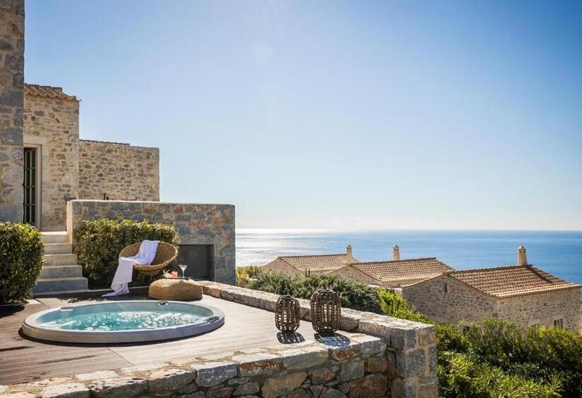 جناح جونيور, Ariá Estate Suites & Spa