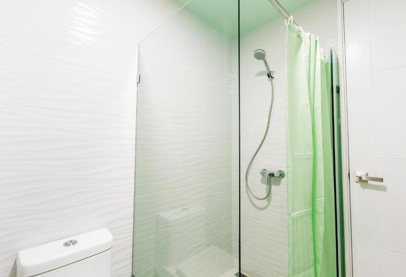 小型套房, Ducassi Suites Rooftop Pool Beach Club & Spa