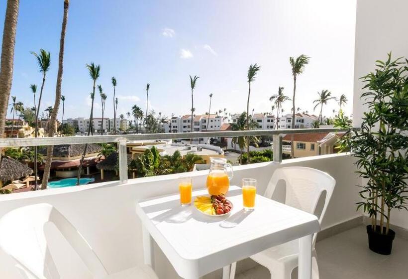 小型套房, Ducassi Suites Rooftop Pool Beach Club & Spa