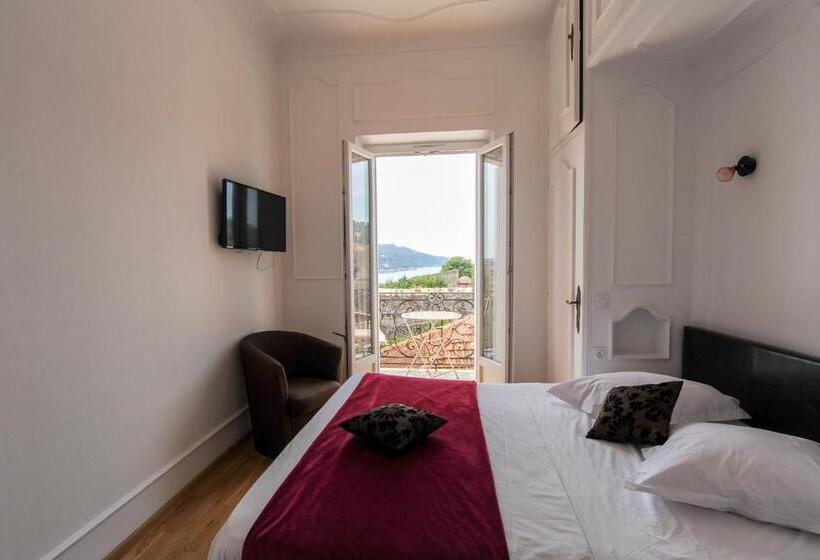 Номер Стандарт Вид на Море, Le Vauban