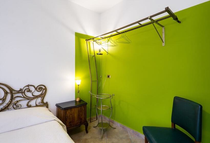 스탠다드 발코니 룸, Esagono Monello