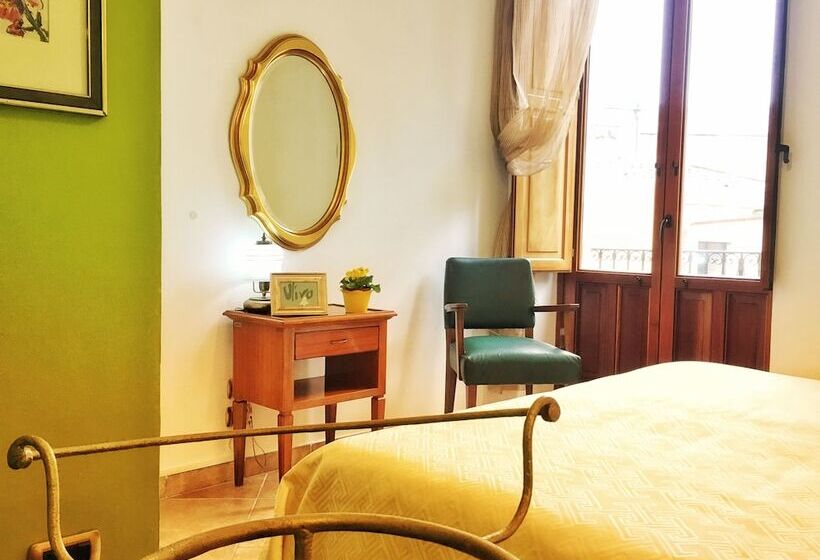 스탠다드 발코니 룸, Esagono Monello