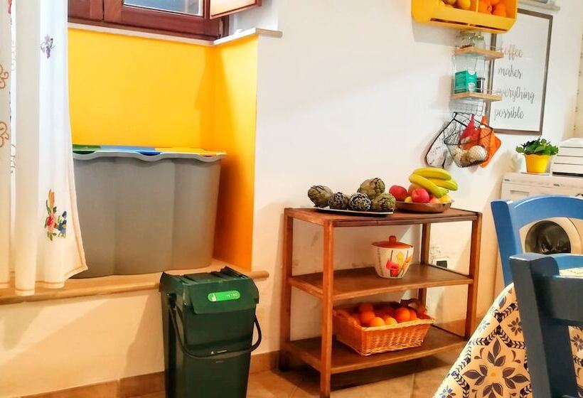 침실 4개 아파트, Esagono Monello